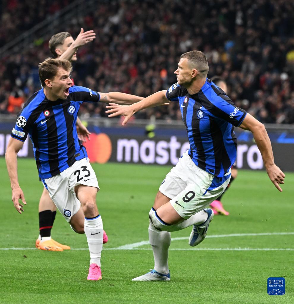 图赫尔：贝林厄姆被换下时很沮丧？因为他有一张黄牌（图赫尔解释贝林厄姆被换不悦：因已身背黄牌）