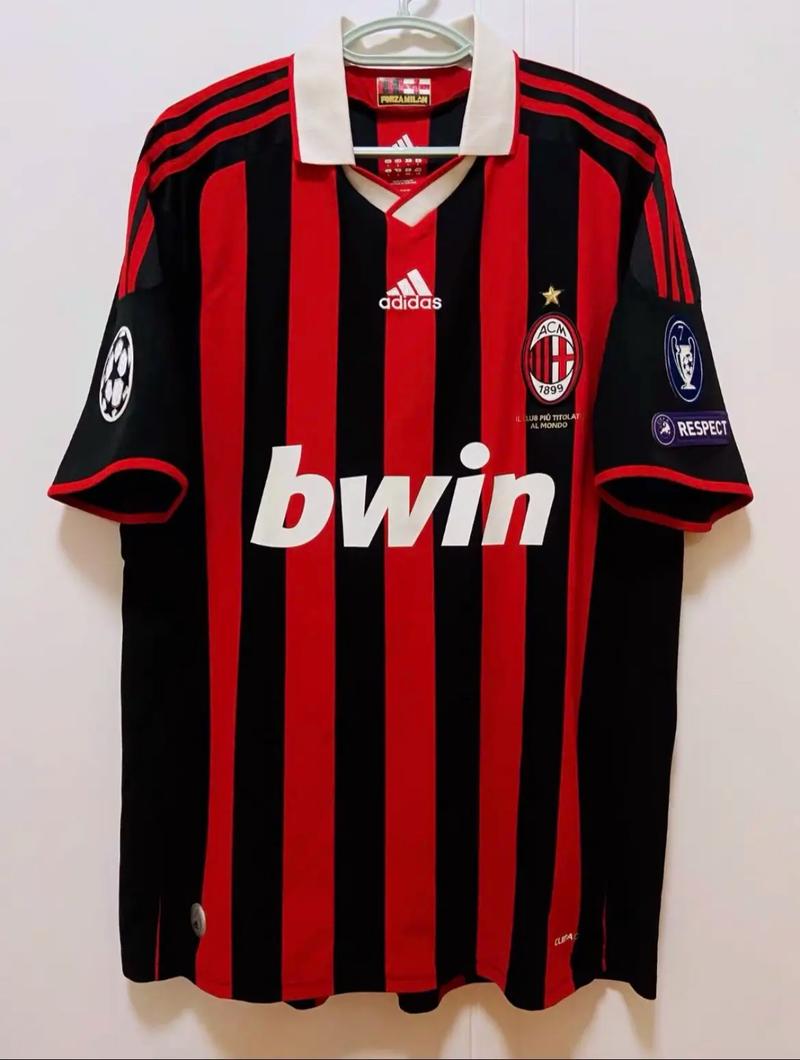 意媒：小斯坦科维奇获比利时联赛十月最佳球员，国米密切关注（意媒：小斯坦科维奇当选比甲十月最佳，国米正持续跟进）