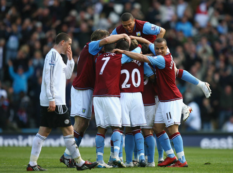 杜兰特关键中投，全场掌声雷动（杜兰特关键中投引爆全场掌声）