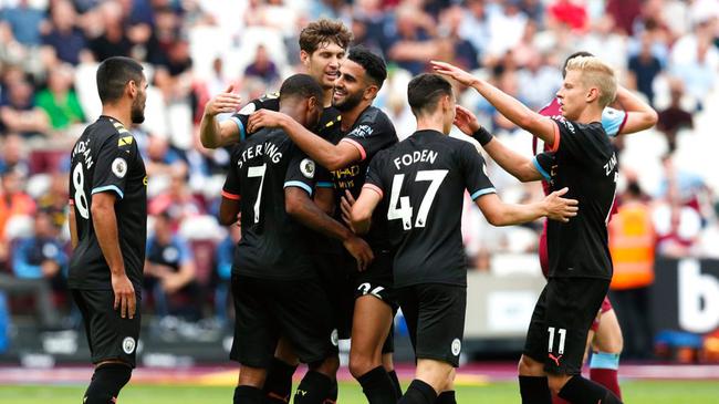 中超三连冠！海港客场1-0英博，加布里埃尔制胜球+进球被吹（海港客场1-0英博夺中超三连冠，加布里埃尔制胜且一球被吹）