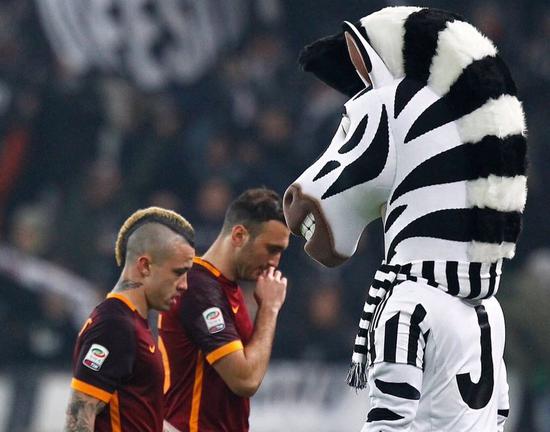 湖人108-125不敌太阳结束7连胜，东契奇38+11+9失误，詹姆斯10分，狄龙33分（湖人108-125负太阳，7连胜告终；东契奇38+11+9失误，詹姆斯10分，狄龙33分）