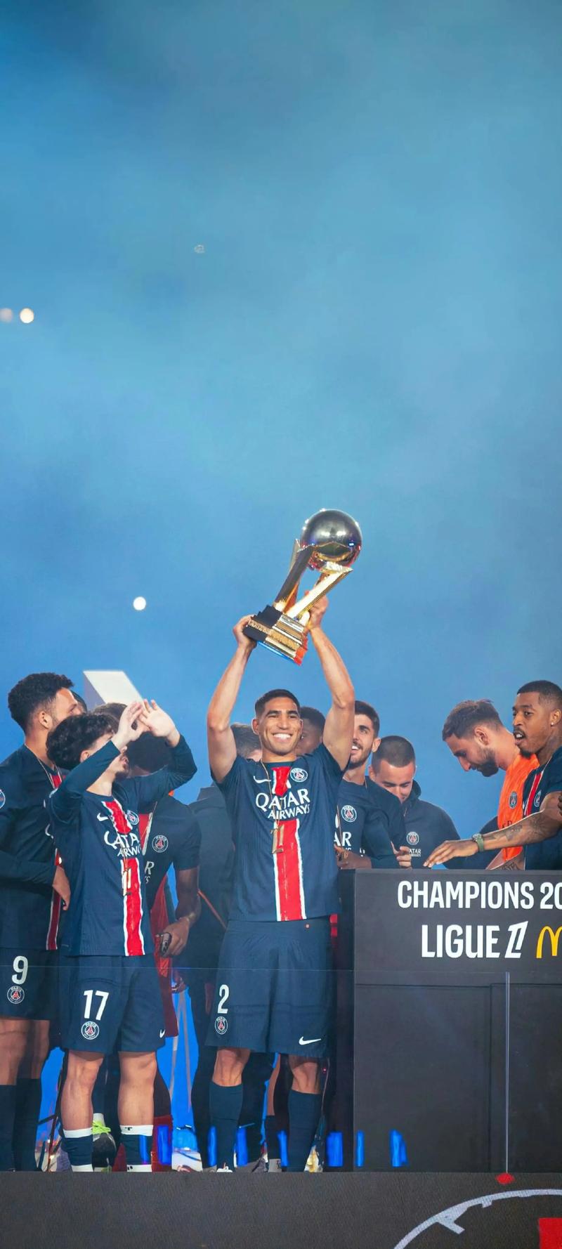 防守失位，问题往往不在后卫（防守走形，症结常不在后卫）