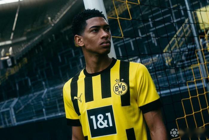 体坛记者：瓦科去留可能性相同，有西亚、东南亚球队有意签他（体坛记者：瓦科去留五五开，西亚与东南亚球队有意引进）