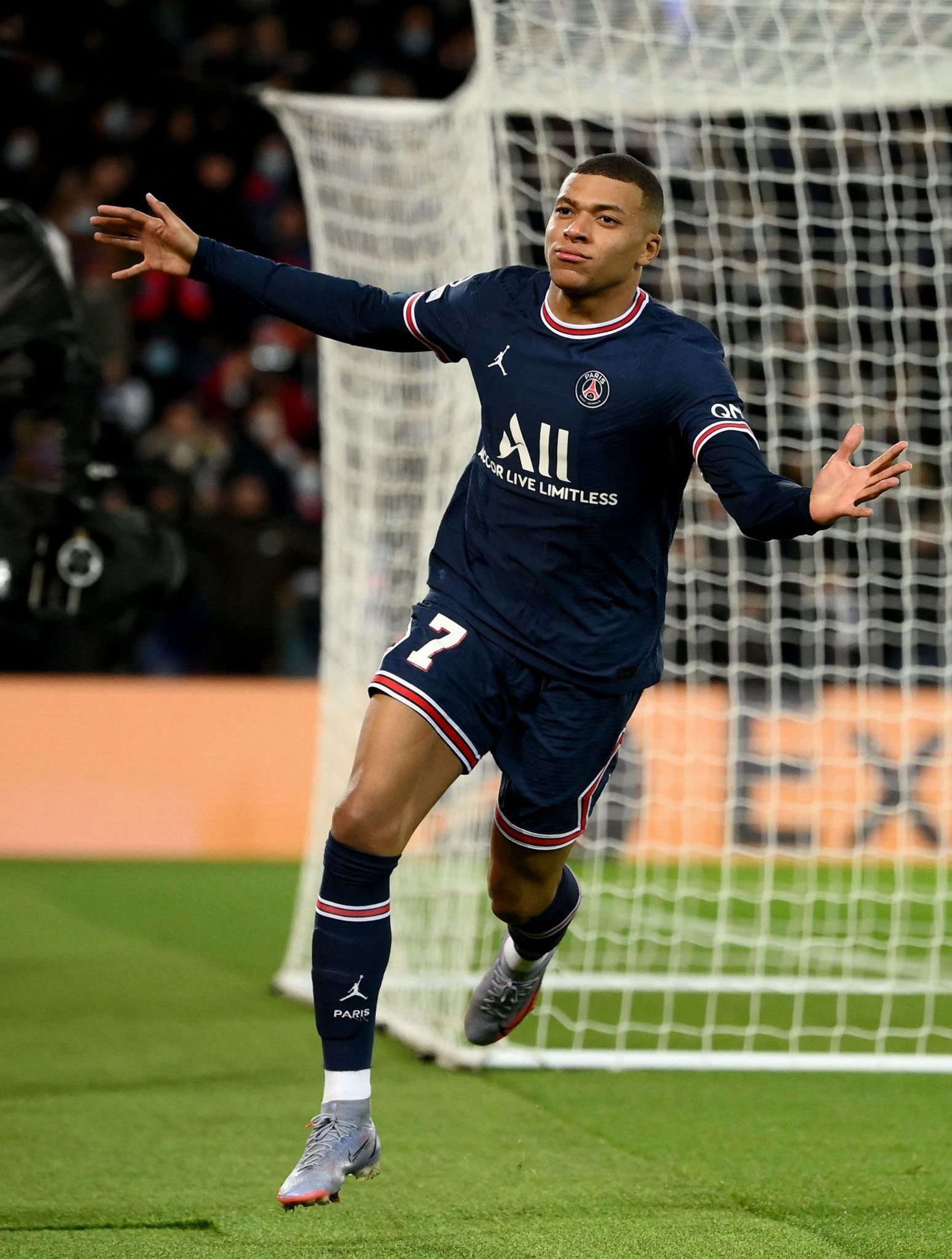 战塞尔塔助攻梅开二度，拉什福德7次助攻领跑西甲助攻榜