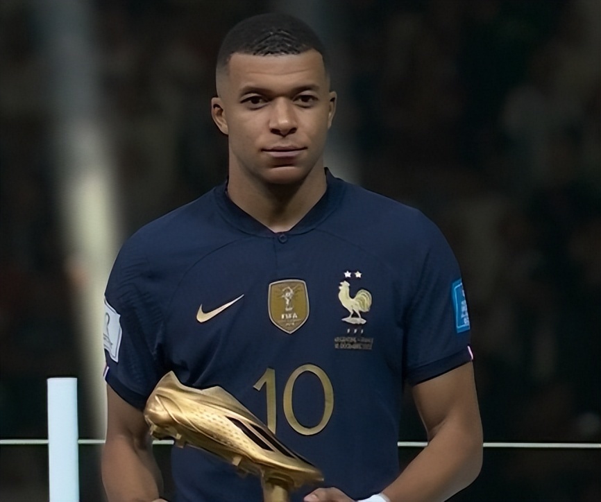 欧冠战报：阿纳别科夫门神难救主，凯拉特0-1奥林匹亚科斯（欧冠快讯：阿纳别科夫神扑难挽败局，凯拉特0-1负奥林匹亚科斯）