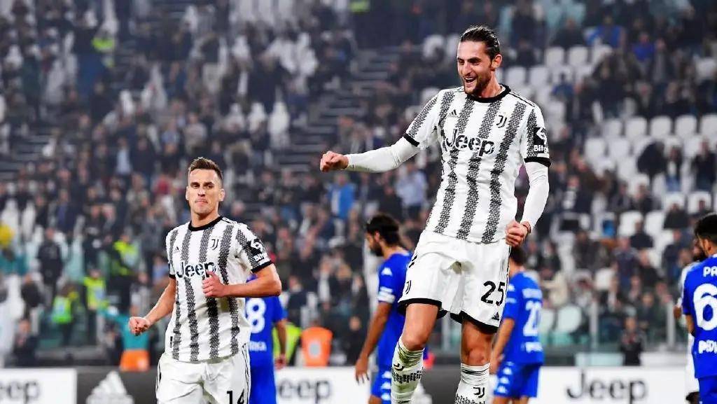 英超青训球员炫耀贩毒被判3年，同伙持枪获刑10年（英超青训球员因炫耀贩毒获刑3年，持枪同伙被判10年）