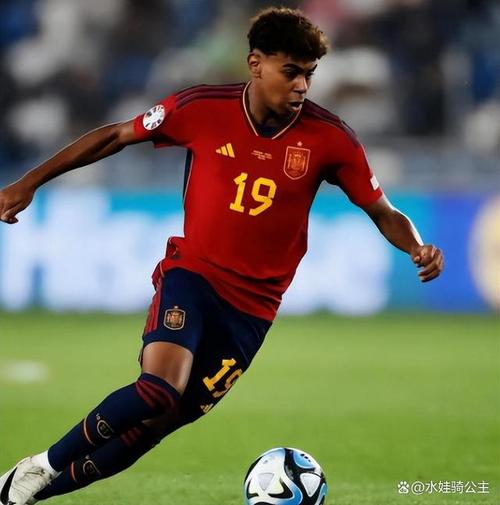 马德兴：邵佳一教练组土洋结合更受青睐，他的海外人脉有帮助（马德兴：邵佳一教练组中外融合更获青睐，海外人脉成助力）