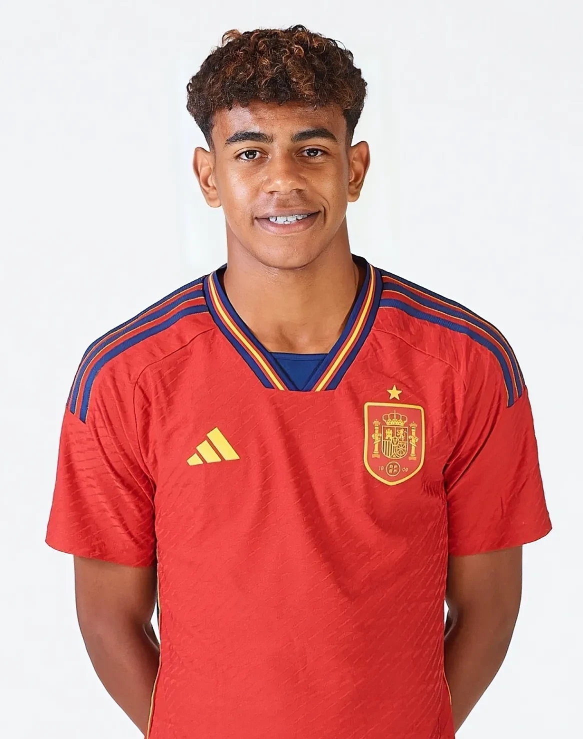 吉拉尔迪：能首发我感到非常高兴，罗马的目标是赢得欧联杯（吉拉尔迪：首发令我很开心，罗马剑指欧联杯冠军）