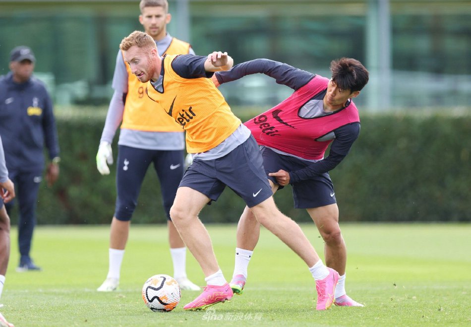 考察梯队小将，浙江队主帅卡内达现场观战浙江全运会比赛（浙江队主帅卡内达现身全运会赛场考察梯队新星）