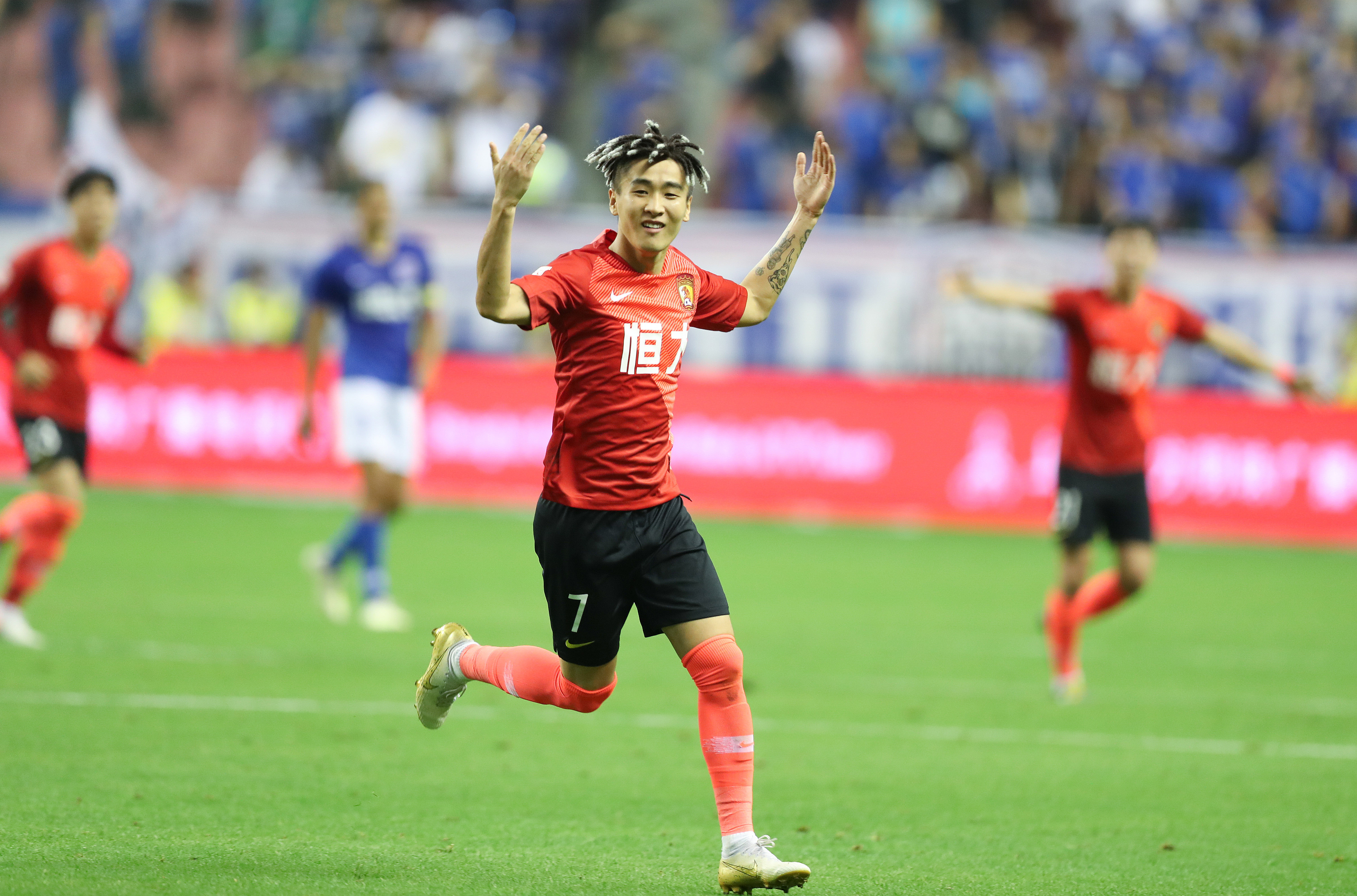 门兴格拉德巴赫1-0美因茨（门兴格拉德巴赫1-0小胜美因茨）