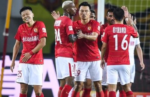 记者：巴萨有意埃及17岁前锋阿卜杜勒卡里姆，并已采取行动（记者称：巴萨看中17岁埃及前锋阿卜杜勒卡里姆，已启动行动）