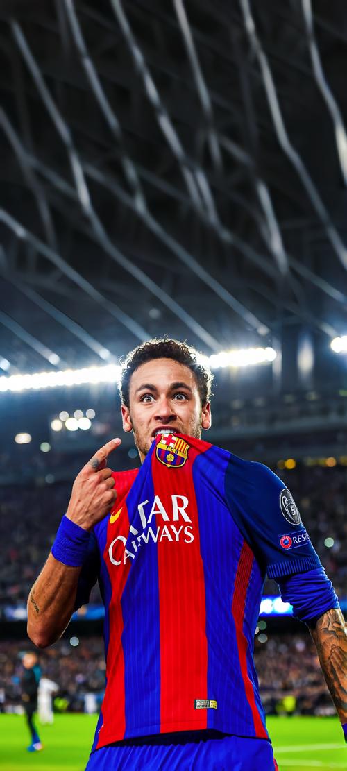 26个代言！孙颖莎再添新商务，人气成就双高，国乒招牌巨星（26项代言在手！孙颖莎再签新合作，战绩与人气齐攀高峰，国乒门面巨星）