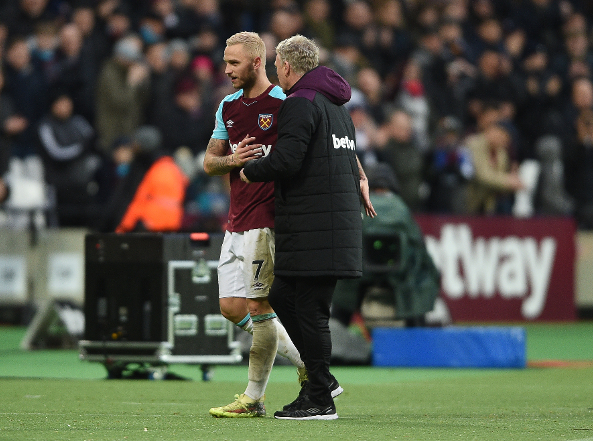 图赫尔：贝林厄姆被换下时很沮丧？因为他有一张黄牌（图赫尔解释贝林厄姆被换不悦：因已身背黄牌）