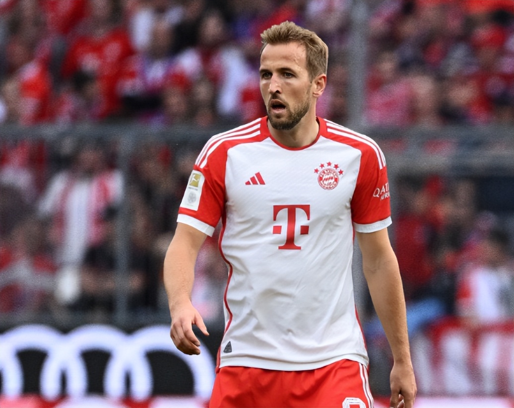 19岁国足新星登陆德乙，半年冲德甲，复刻传奇？（19岁国脚新秀登陆德乙，半年冲刺德甲，能否再写传奇？）