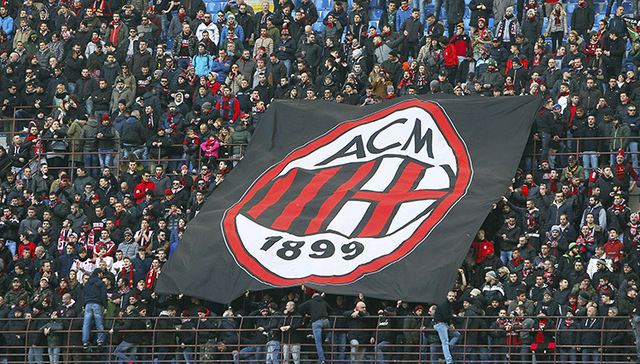 塞尔塔社媒玩梗曼联：五连胜在手，做我们的剪头哥就可以理发了（塞尔塔社媒调侃曼联：拿下五连胜，当我们的“剪头哥”就能理发）