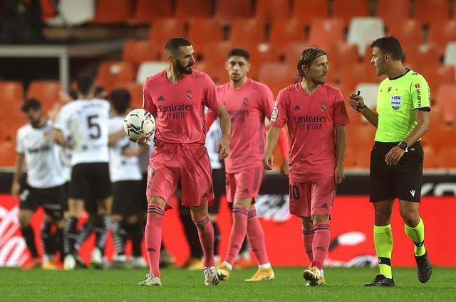 德转列英冠历史身价TOP15：布恩迪亚3500万第1，格拉利什上榜（德转公布英冠历史身价TOP15：布恩迪亚3500万居首，格拉利什入围）